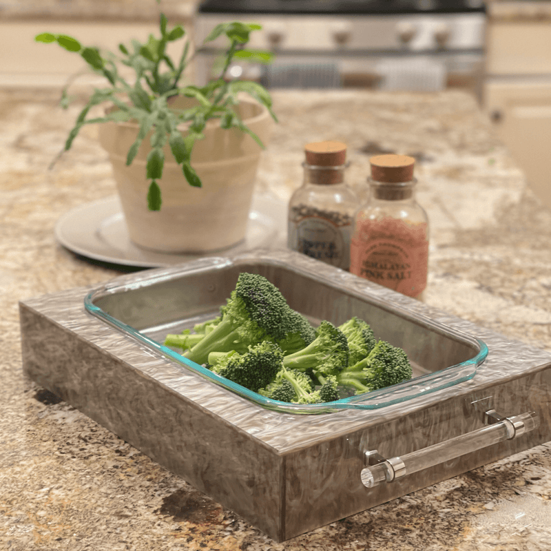 ACRYLIC PYREX in silver marble with broccoli on a kitchen counter 