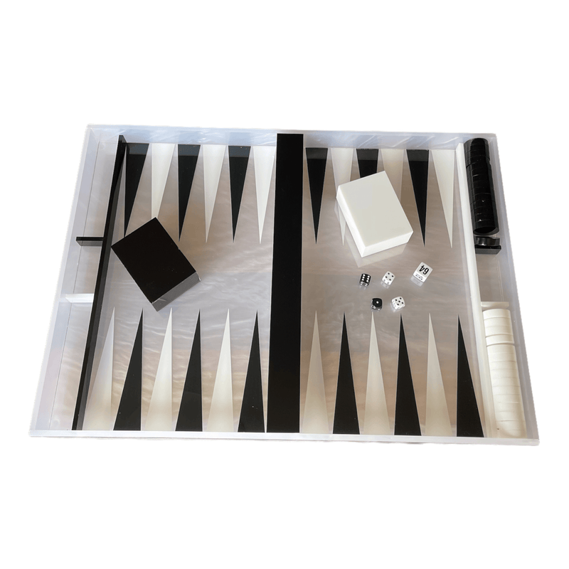 Backgammon set in white marble and white and black detail, clear acrylic lid